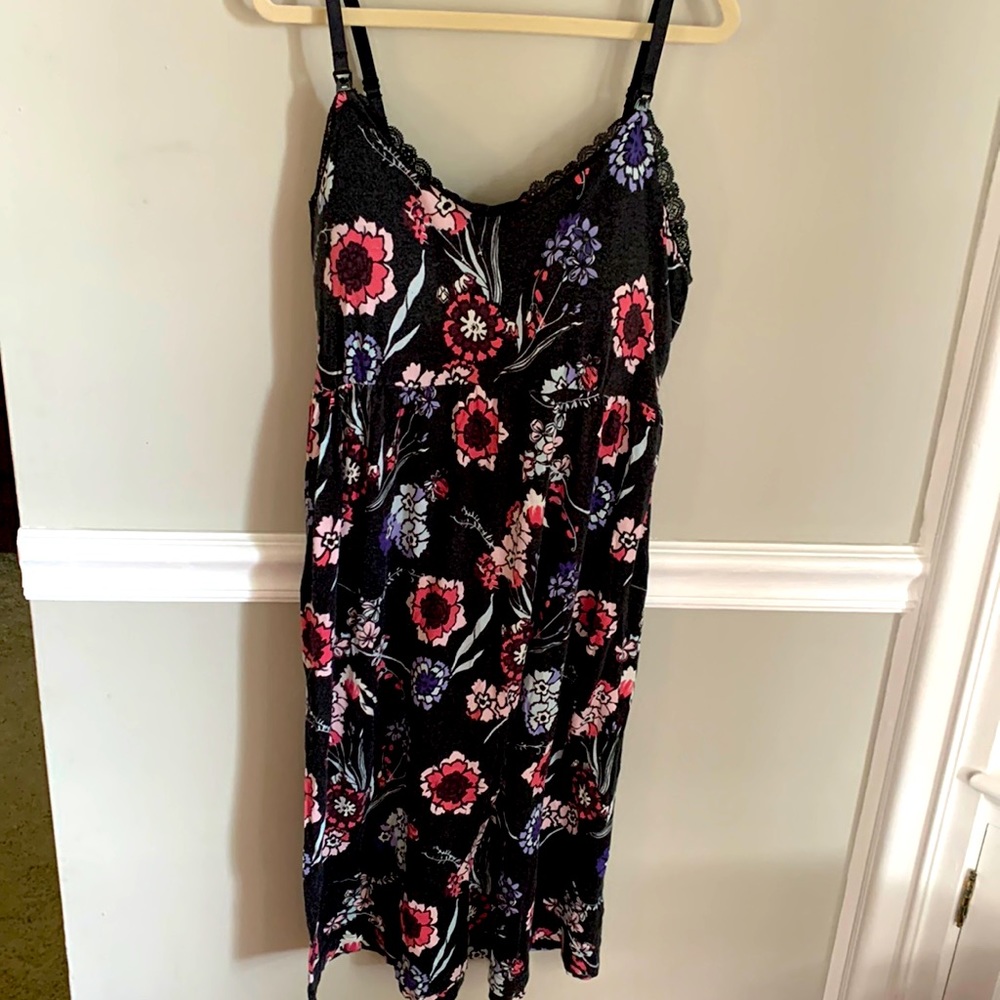 *Med* Motherhood Maternity Nursing Nightgown